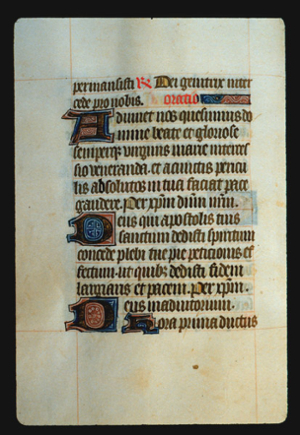 Page 46v, containing a dense block of blackletter text, with 4  illuminated initial letters, some yellow counterspaces, red inked words  and  a horizontal ornamental element that fill the space between the end of a sentence and the right margin.  