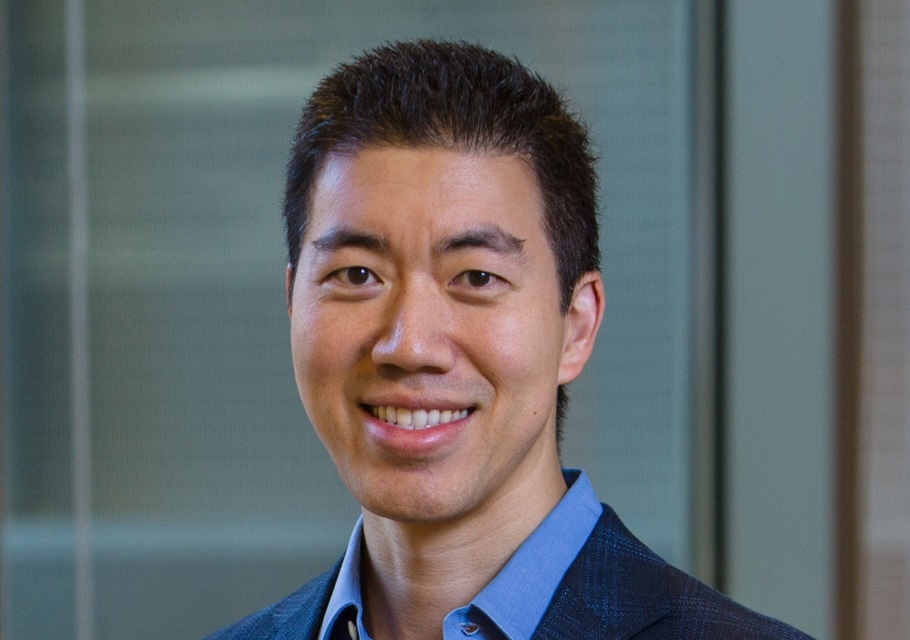 Head Shot of David Liu