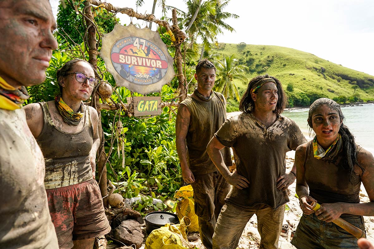 Five contestants from Survivor on the Beach