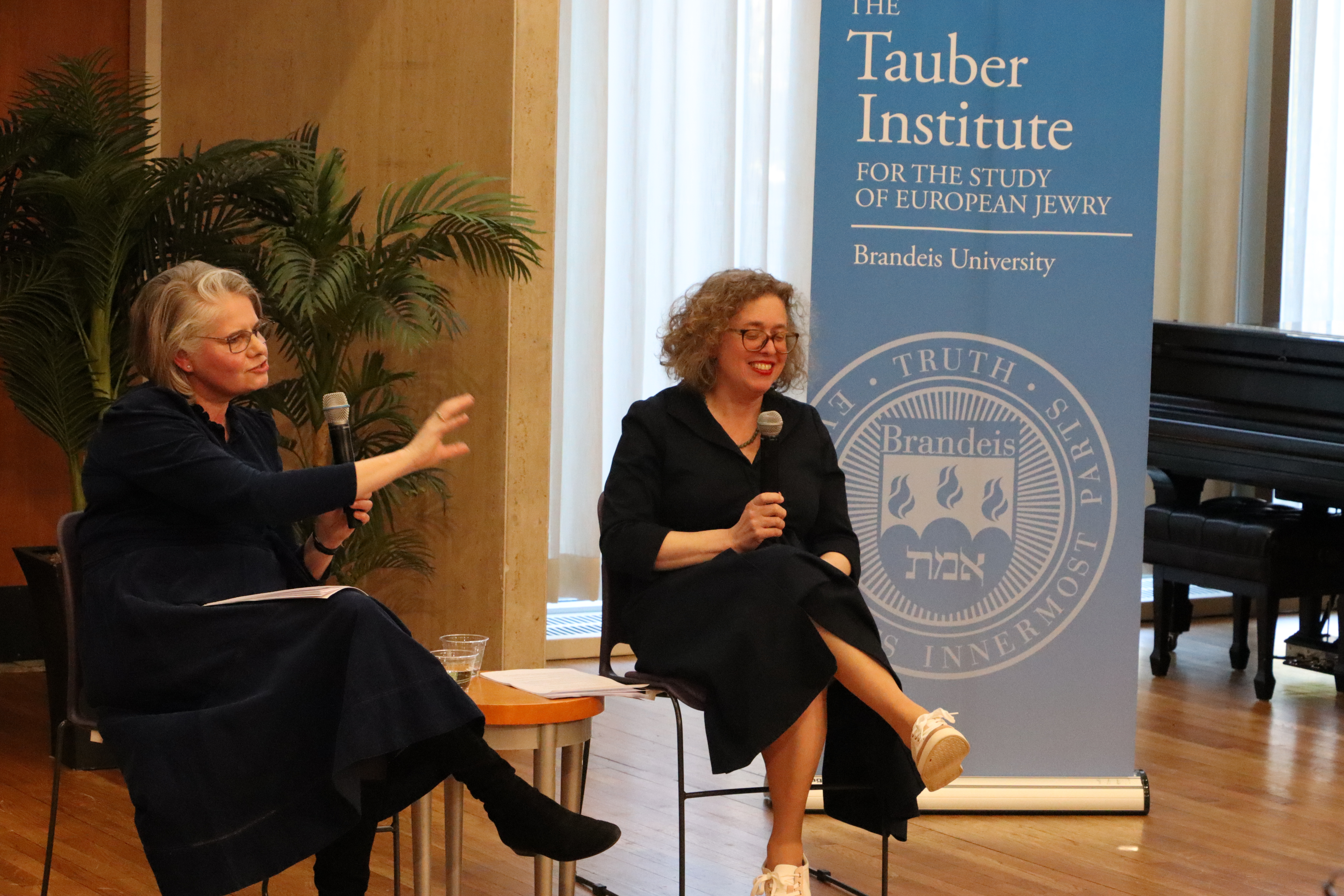 Juliet Carey and Abigail Green presenting at the 61st Annual Simon Rawidowicz Memorial Lecture